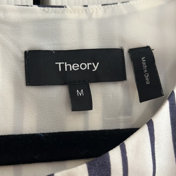 Theory Navy and White Tank. Size M. - Picture 2 of 8